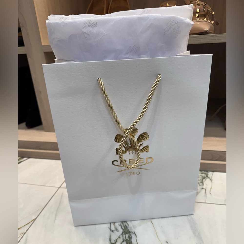 Creed Empty all original perfume box, shopping bag, tissue and box ribbon. - Picture 5 of 10
